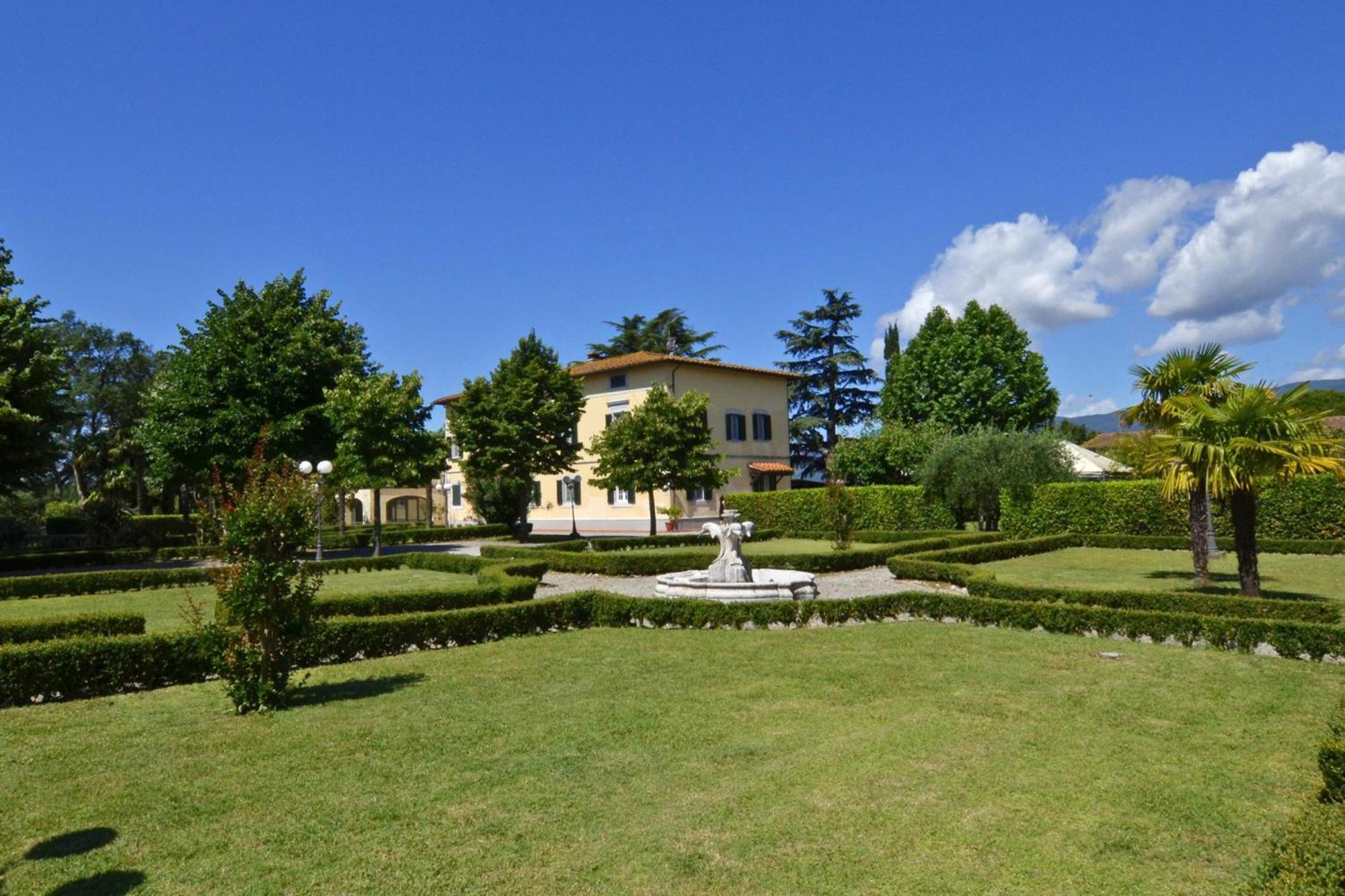 Tenuta Santa Colomba - Happy Rentals Бьентина Экстерьер фото