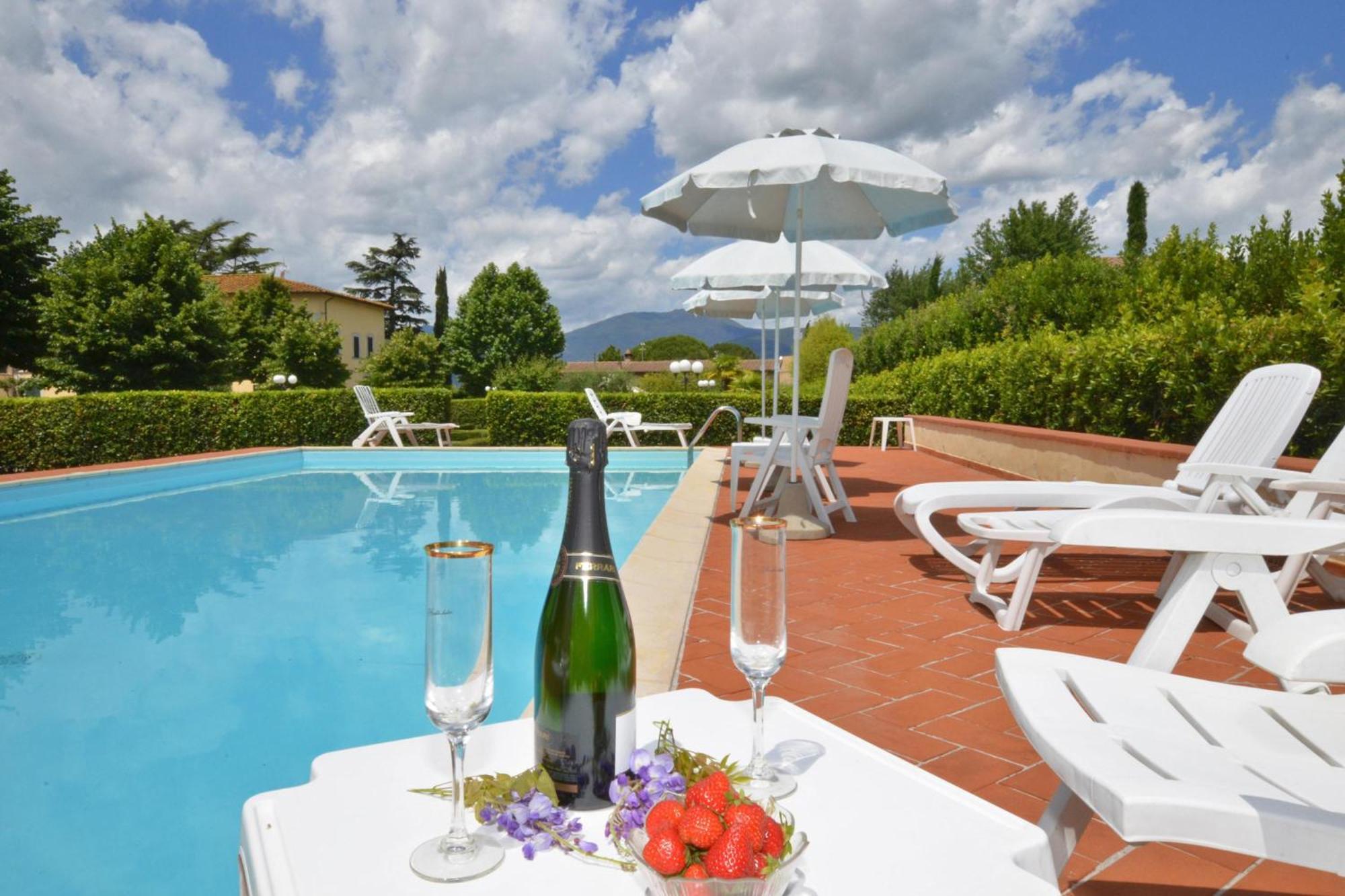 Tenuta Santa Colomba - Happy Rentals Бьентина Экстерьер фото